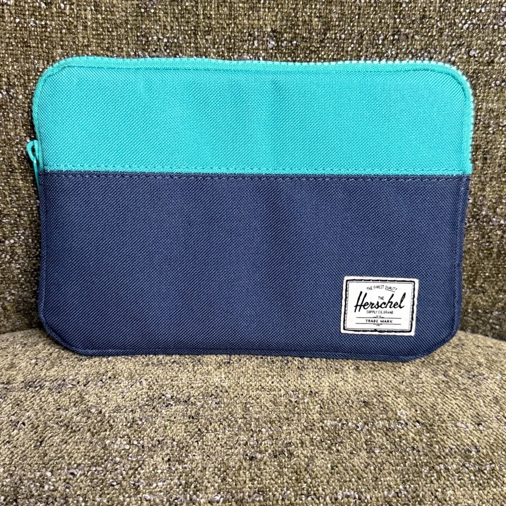 Herschel Supply Company Bag